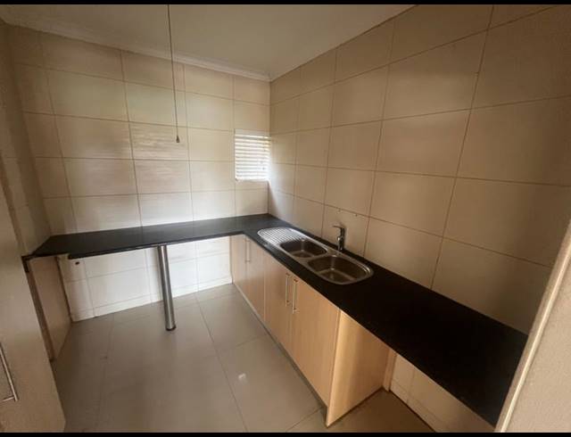4 BEDROOM PROPERTY TO RENT IN WATERKLOOF